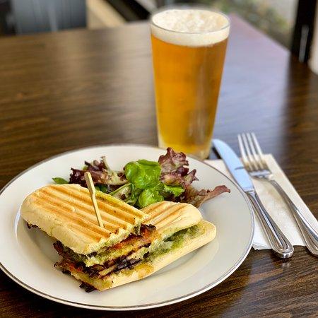 O Gourmet French Cafe & Bakery
