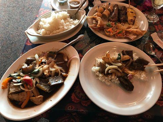 Mongkut Thai Restaurant