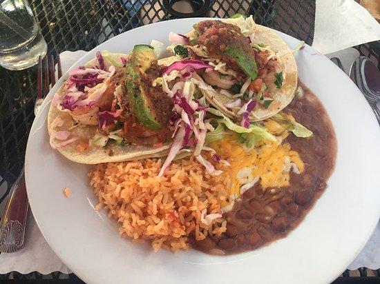 La Playa Azul Cafe