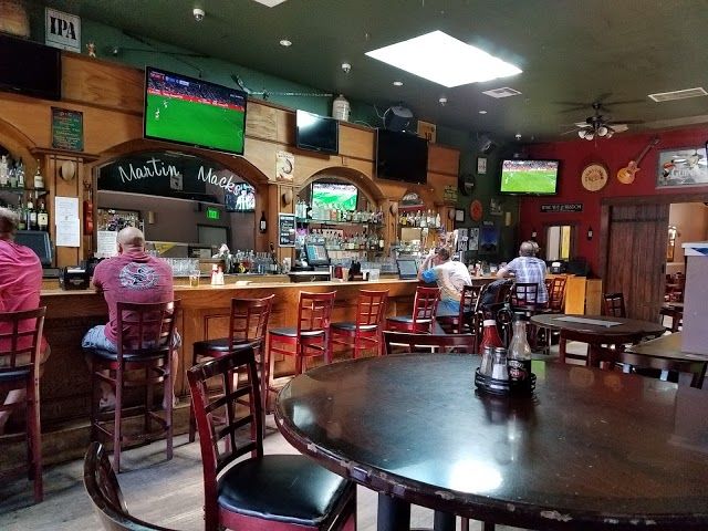 HQ Bar & Restaurant
