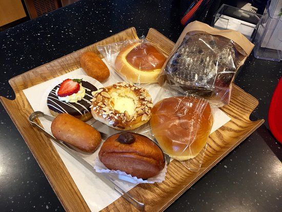 Paris Baguette Cafe