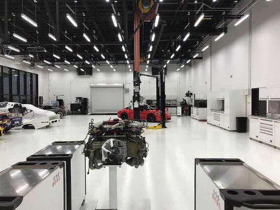Porsche Experience Center Los Angeles