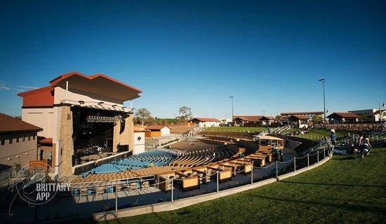Vina Robles Winery and Amphitheater