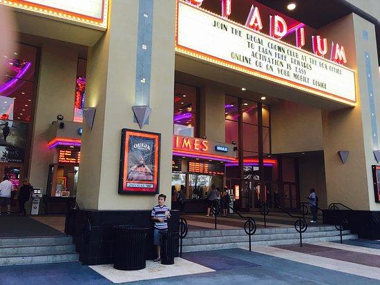 Edwards Irvine Spectrum 21 IMAX & RPX