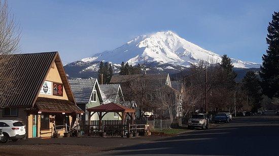 McCloud Outdoors & Gear Exchange