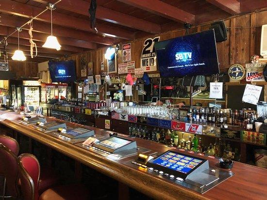Stateline Saloon & Cafe