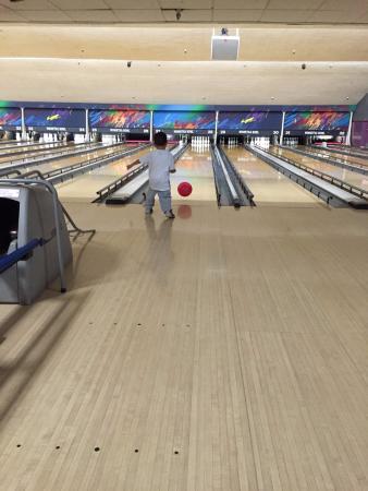 Winnetka Bowl
