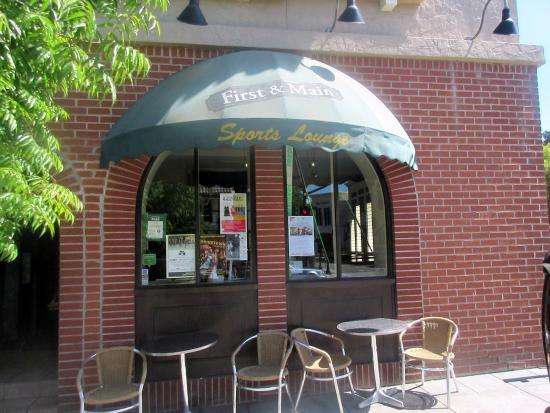 First and Main Sports Lounge