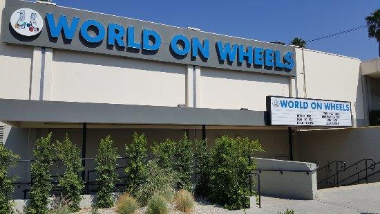 World on Wheels