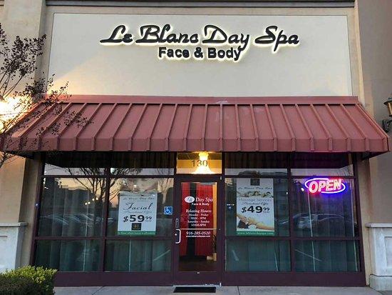 Le Blanc Day Spa