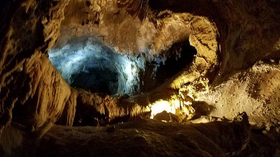 Lake Shasta Caverns